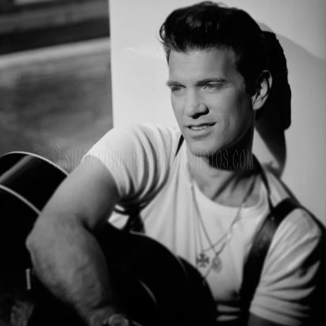 Chris Isaak